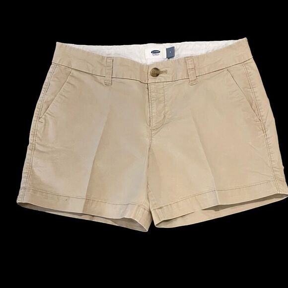 OLD Navy 5” Inseam Khaki Chino Shorts - Picture 1 of 5